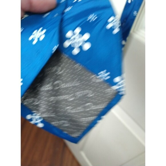 keith daniels Blue Base Snowman Snowflake Tie. - Picture 7 of 11